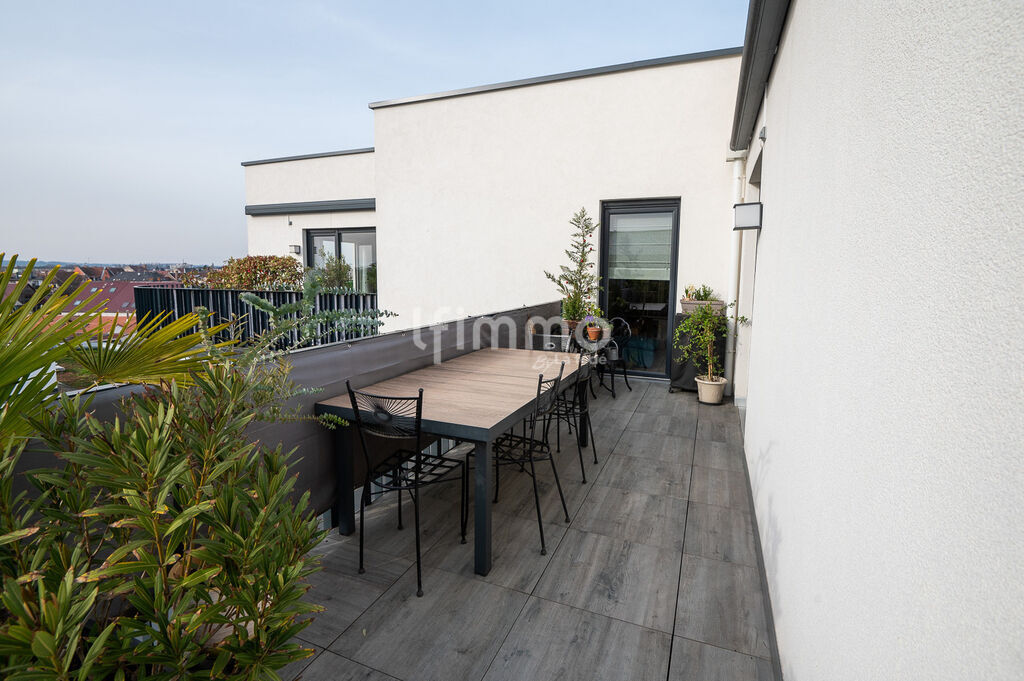 Photo 19 : Bel attique 5 p. 98 m² avec terrasse 58 m² et deux parkings
