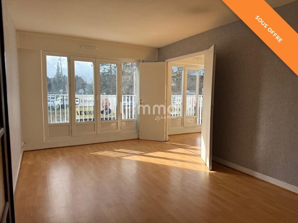 Photo 2 : Chilly Mazarin / Appartement 2 pièces / Residence grand jardin