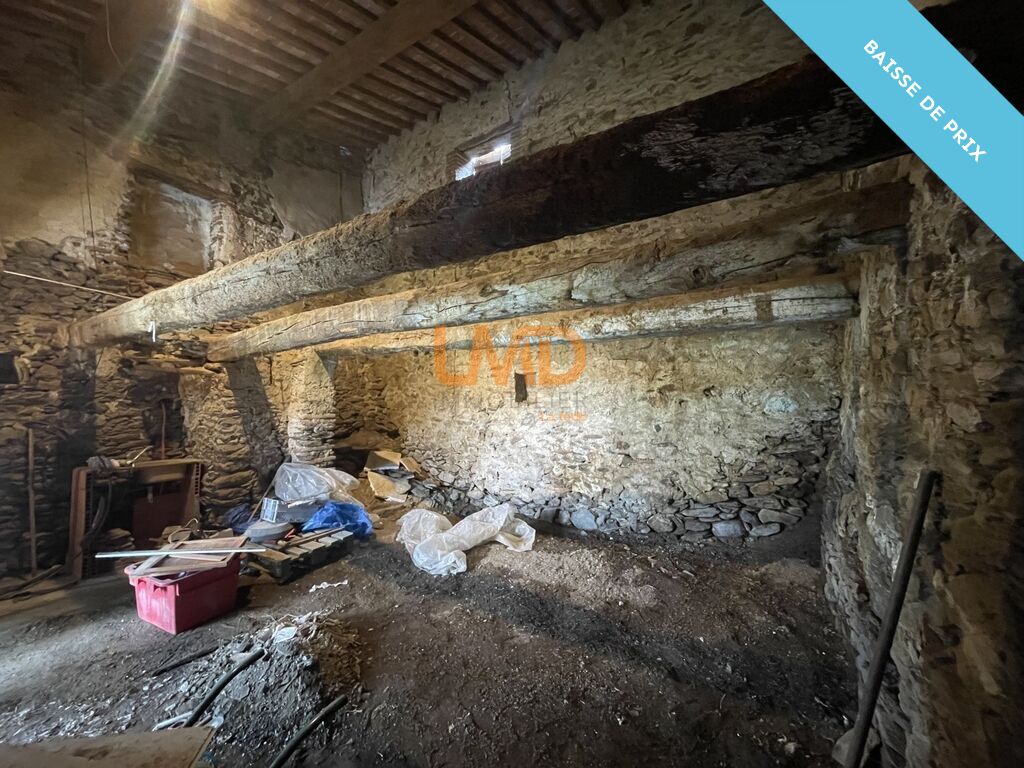 Photo 4 : Terrain à bâtir de 881 m2 avec grange de 40 m2 au sol viabilisée