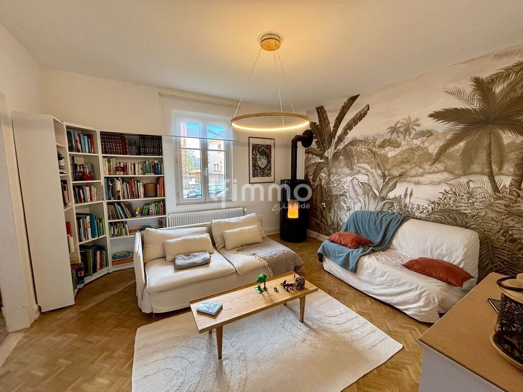 Photo 3 : À vendre à Sélestat – Élégante maison de maître avec jardin arbo