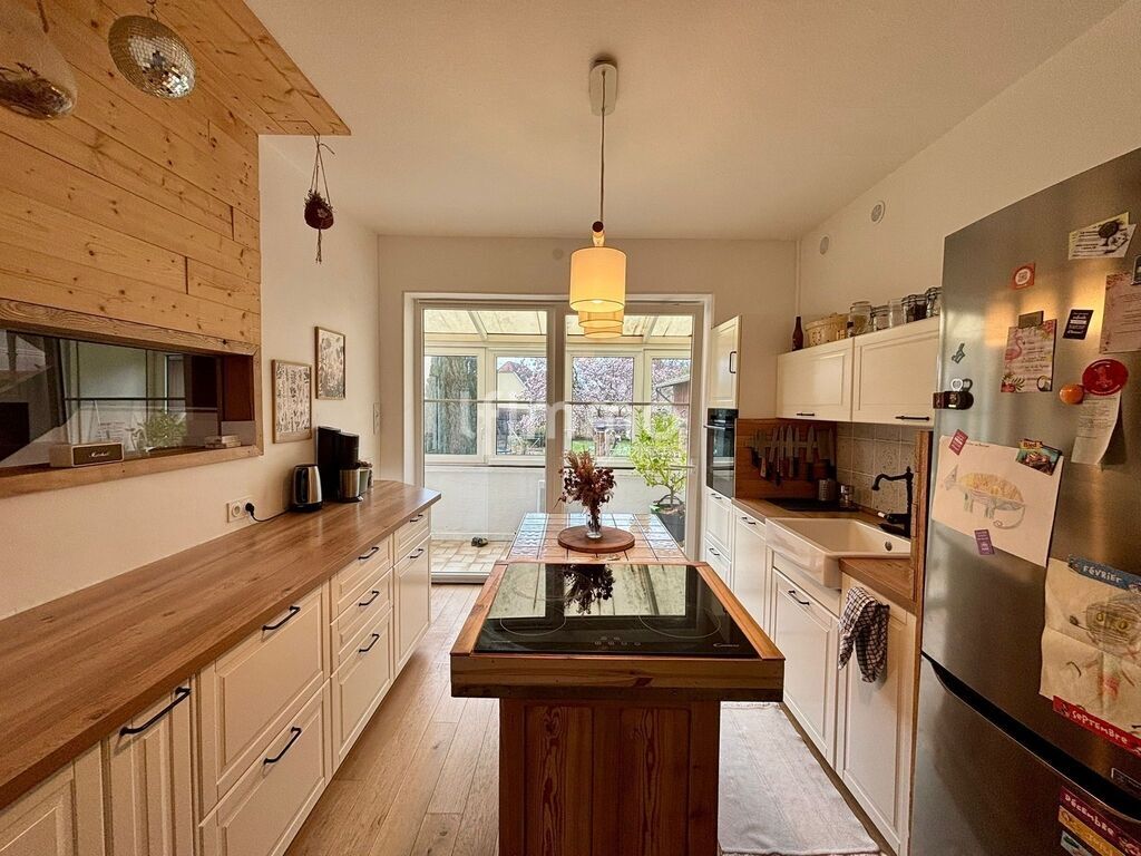 Photo 6 : À vendre à Sélestat – Élégante maison de maître avec jardin arbo