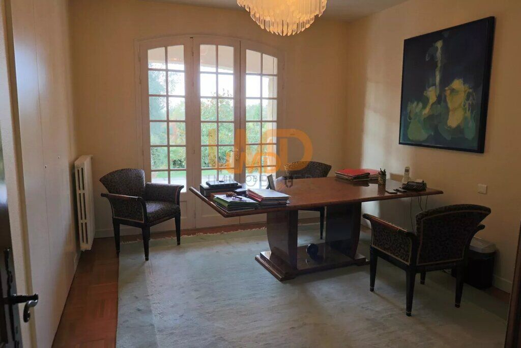 Photo 3 : Maison avec piscine sur un terrain de 15328 m² Montaut 31410