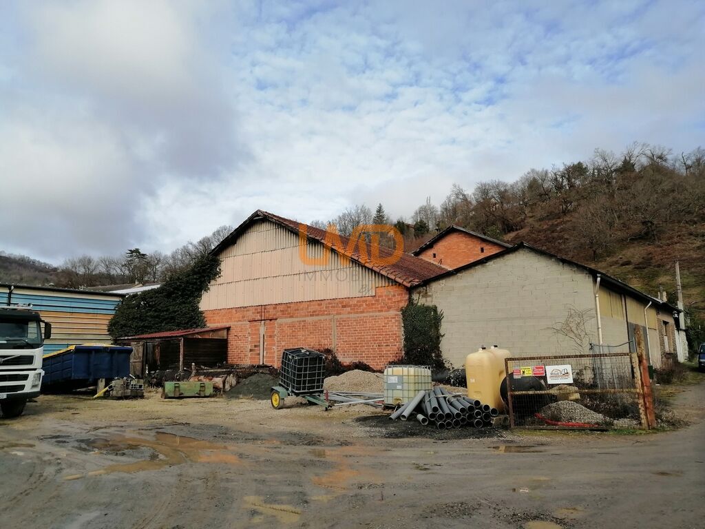 Photo 3 : Ensemble immobilier professionnel