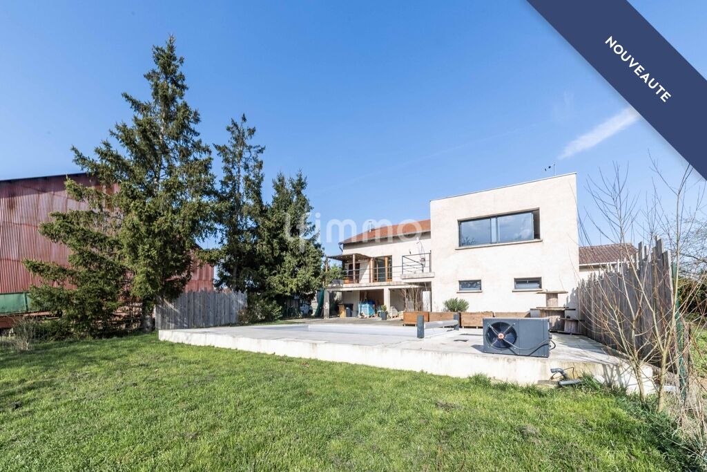 Photo 16 : Maison Familiale, dotée d'une superbe vue, à la campagne