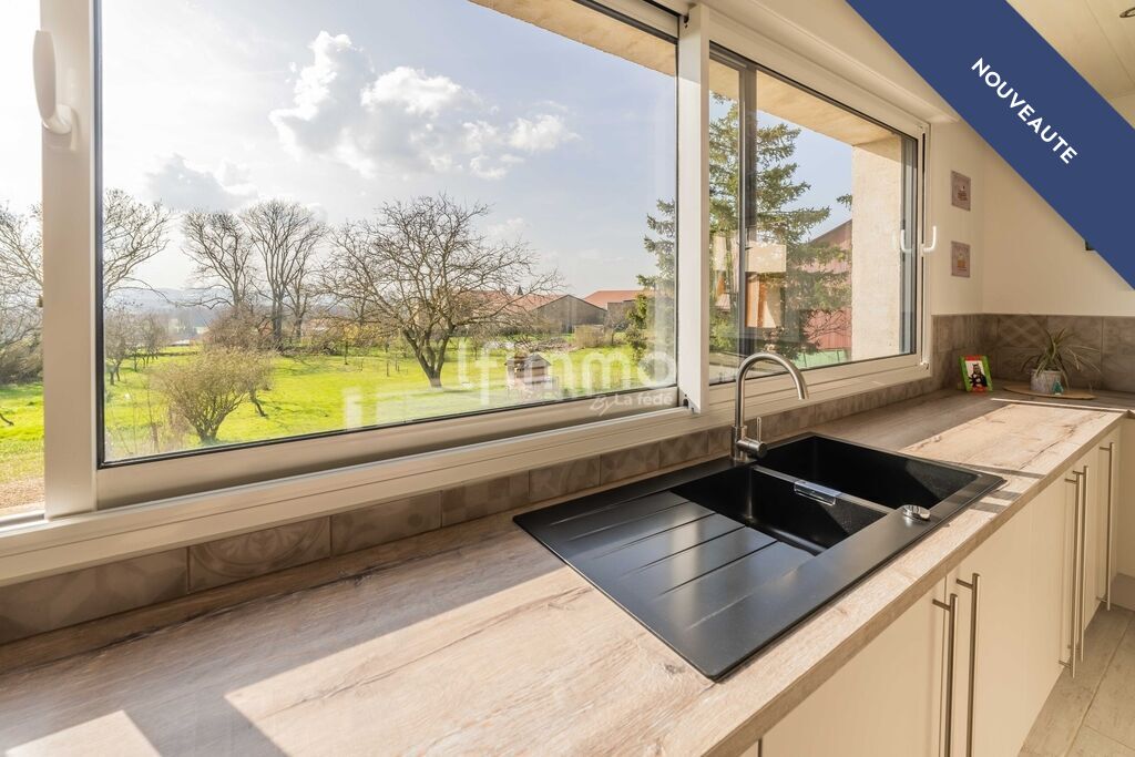 Photo 2 : Maison Familiale, dotée d'une superbe vue, à la campagne