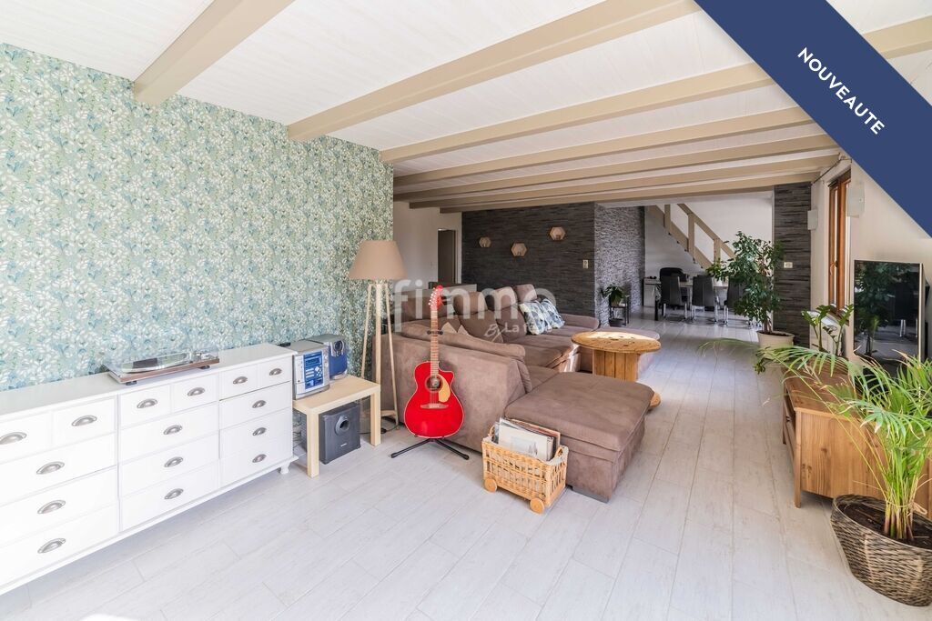 Photo 5 : Maison Familiale, dotée d'une superbe vue, à la campagne