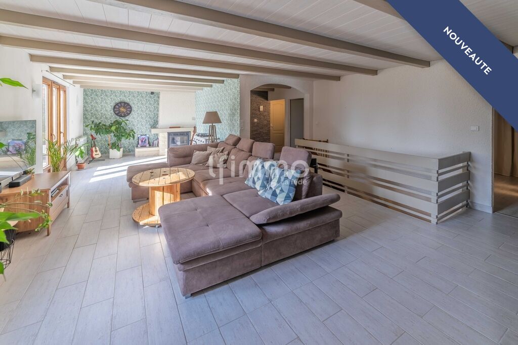 Photo 6 : Maison Familiale, dotée d'une superbe vue, à la campagne