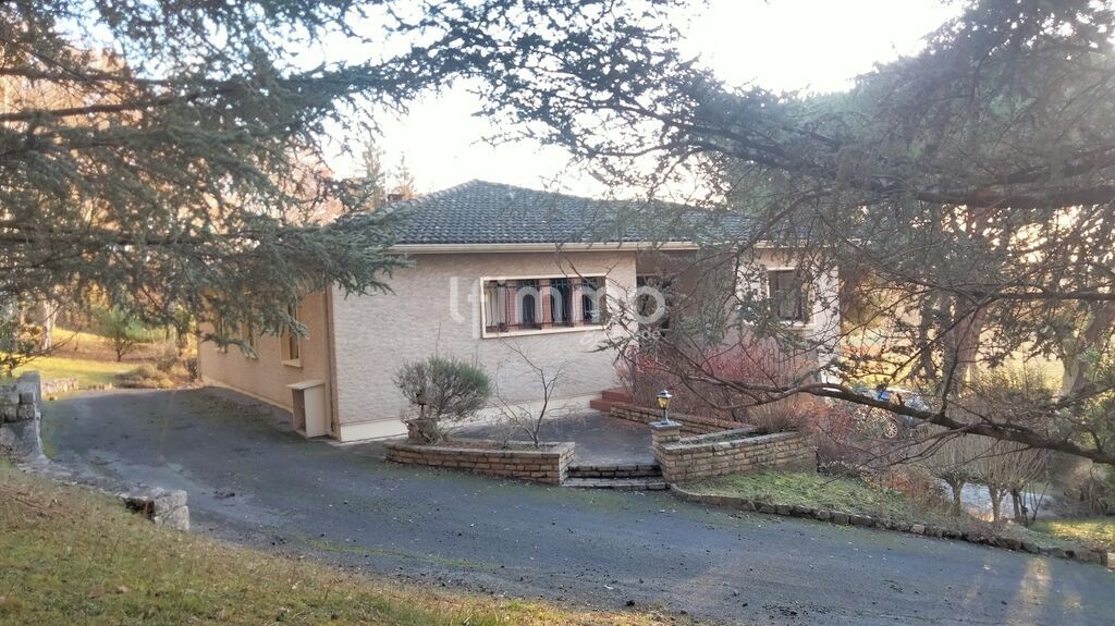 Photo 2 : Maison avec 11341m² de terrain