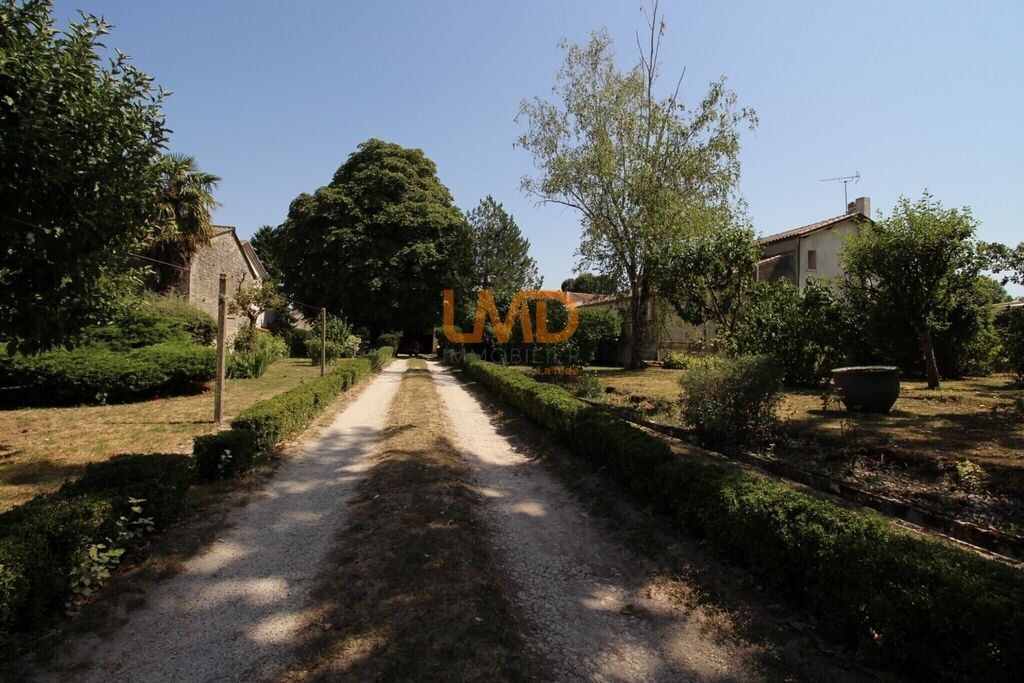 Photo 2 : Maison 175 m2 à rafraichir