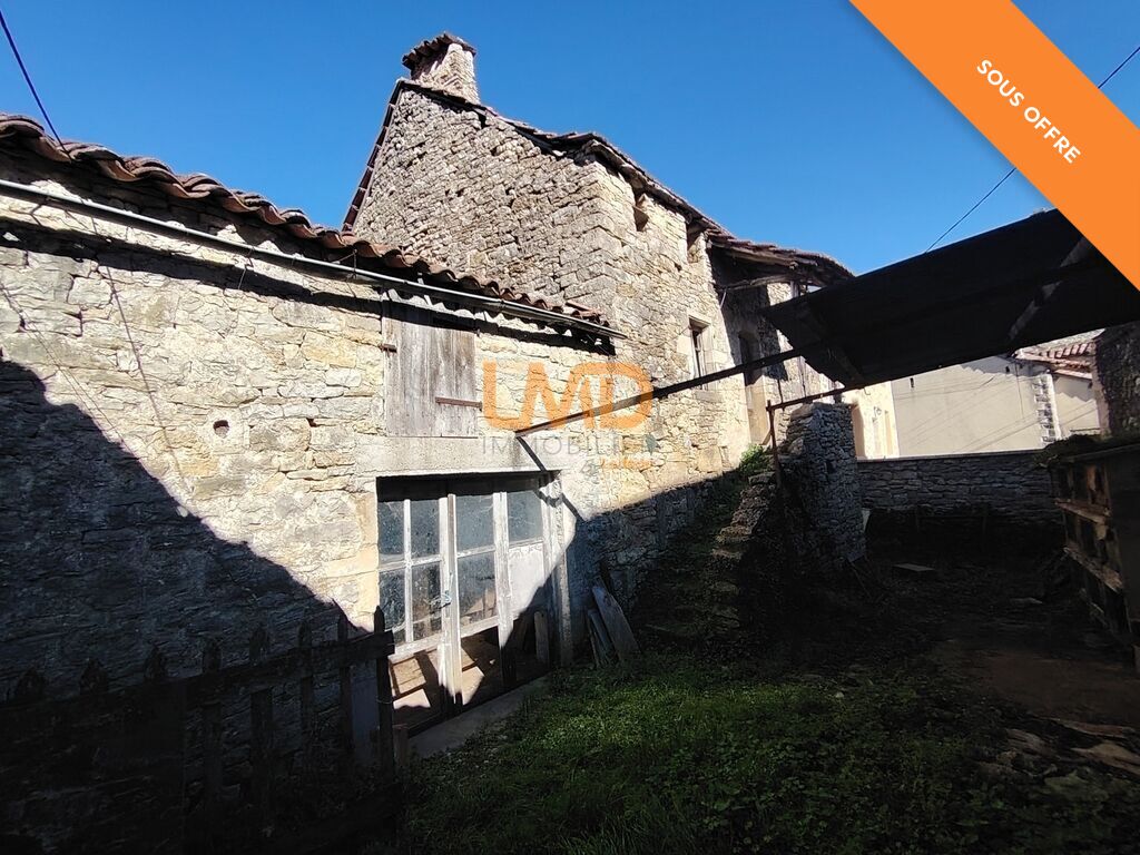 Photo 2 : Grange / atelier à rénover