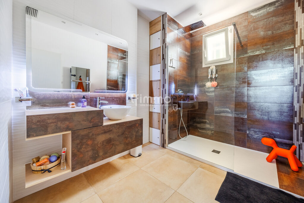 Photo 8 : Marseille 12ème/ Propriété