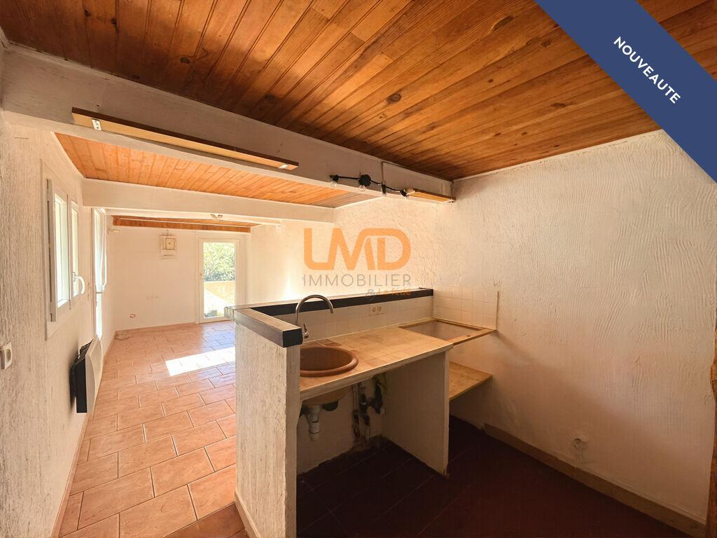 Photo 6 : Maison de village au calme, terrasse, toiture neuve