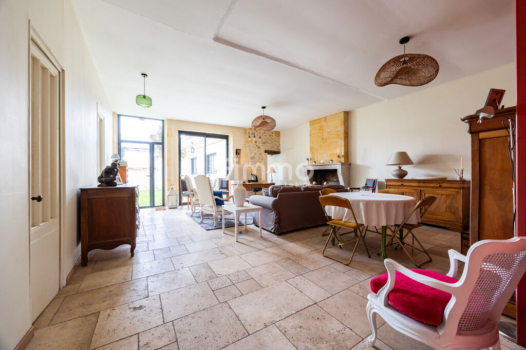 Photo 4 : Maison de ville - 150 m2 - Transports et commerces à pied