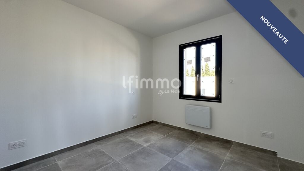 Photo 7 : Maison T4 plain pied avec garage et terrain 360 m² clos