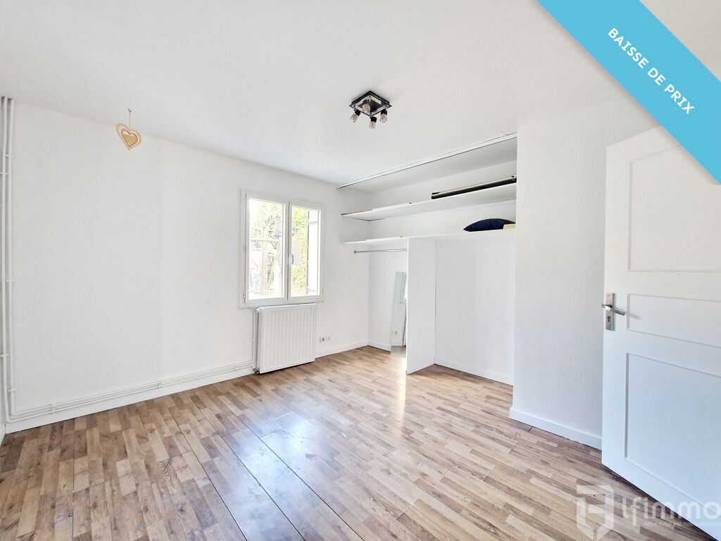 Photo 11 : Maison spacieuse et contemporaine dans un quartier résidentiel