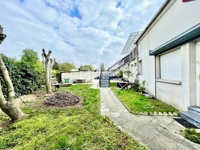 Photo 4 : Immeuble à Montfermeil (93370) de 197 m²