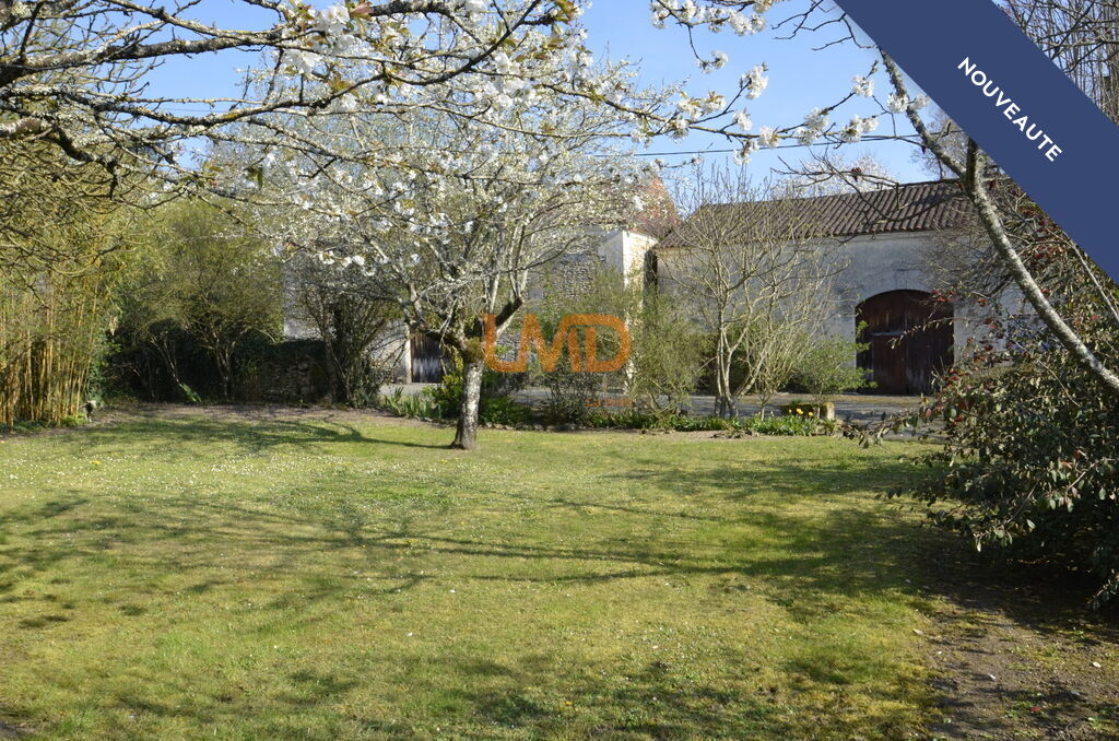 Photo 2 : Complexe immobilier à rénover, avec habitation de 150 m², au cal