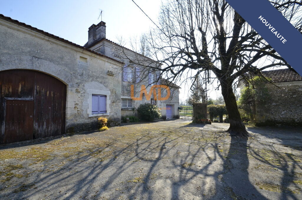 Photo 6 : Complexe immobilier à rénover, avec habitation de 150 m², au cal