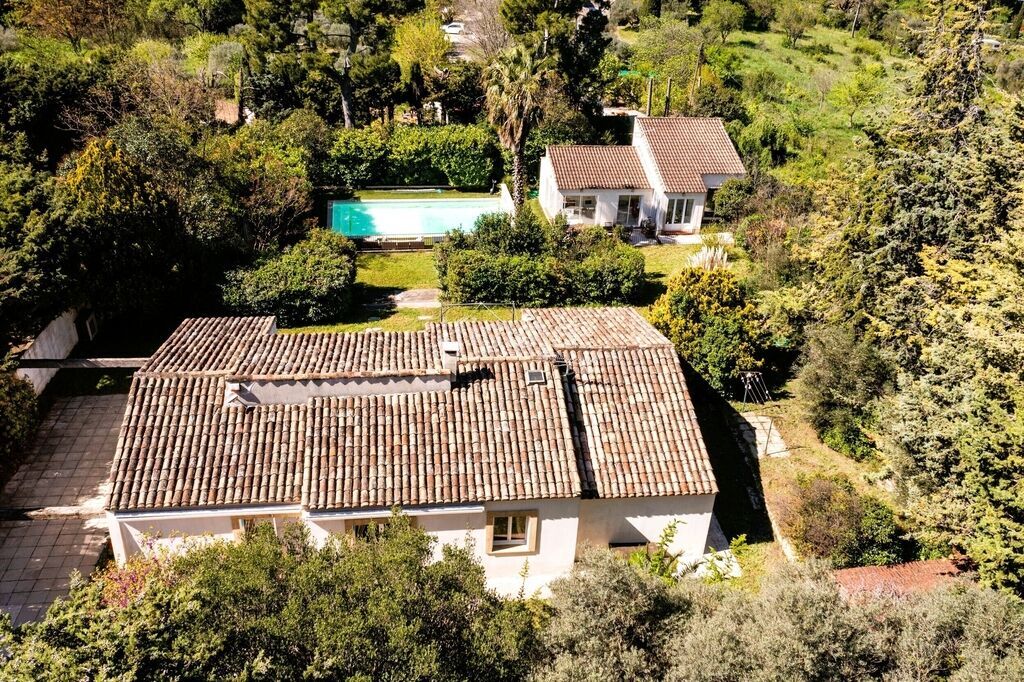 Photo 3 : Terrain / Maison / Piscine / Pool House