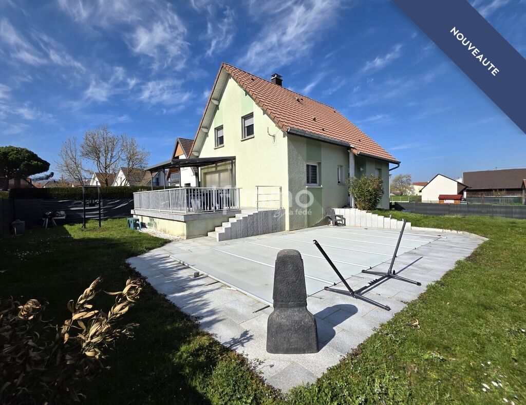 Photo 1 : Charmante maison avec piscine au coeur d'un village prisé