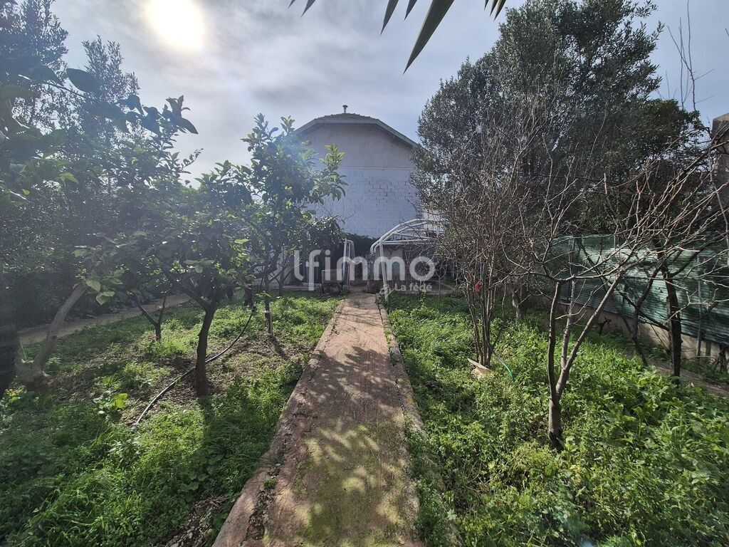 Photo 1 : Maison 77M2 + 29 M2 sous-sol 450M2 terrain 13008 Mazargues