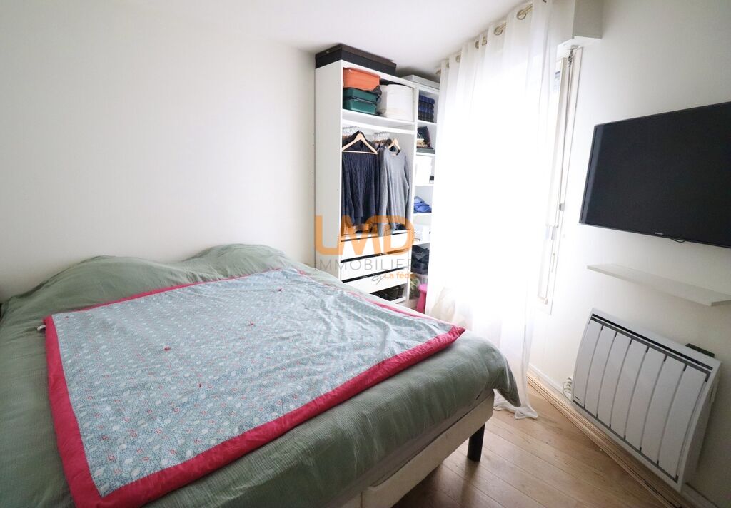 Photo 18 : T5 proximité immédiate métro gabriel peri proche école box+cave