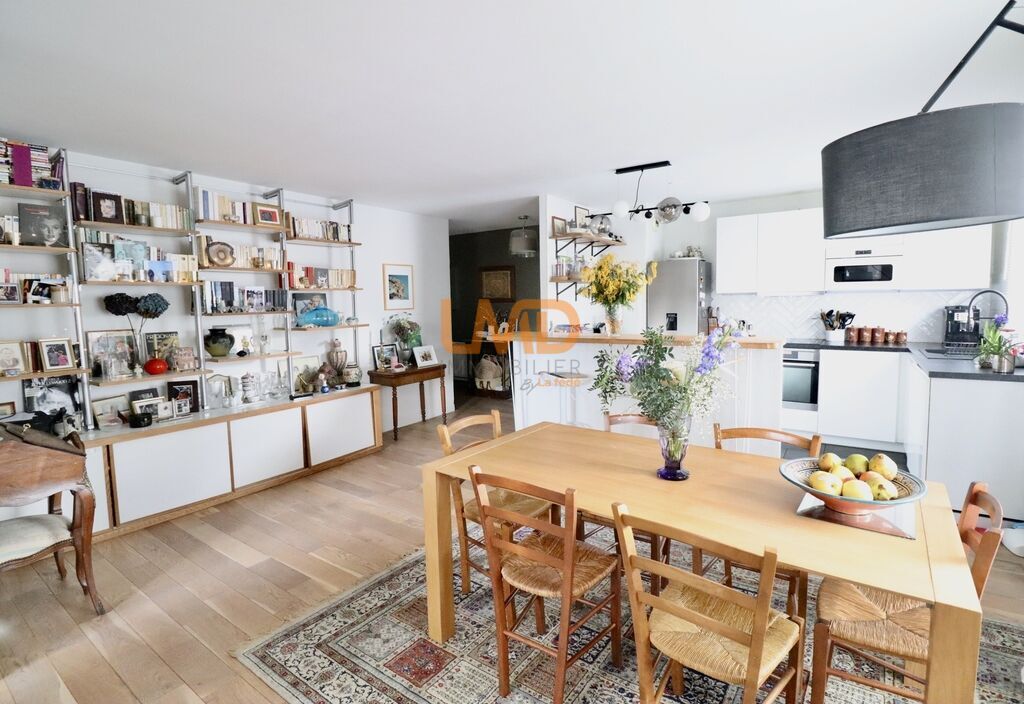 Photo 5 : T5 proximité immédiate métro gabriel peri proche école box+cave