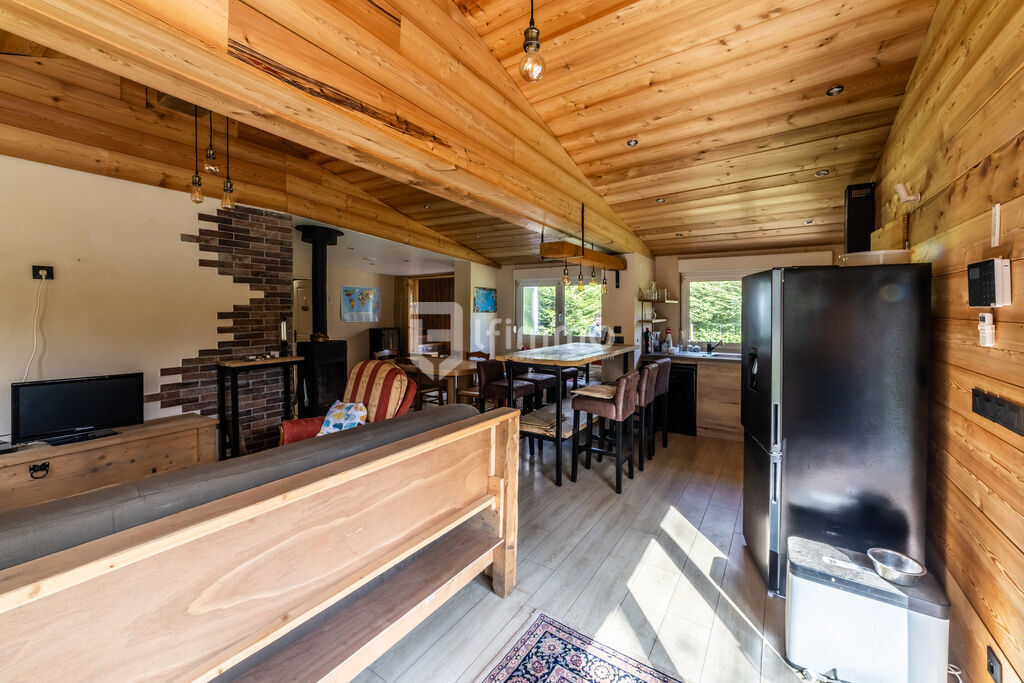 Photo 5 : Chalet, à usage d'Habitation, en pleine forêt