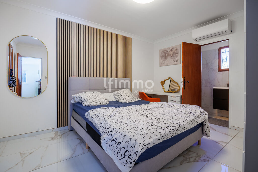 Photo 5 : Carnoux en Provence / Maison rénovée/ Terrain / Piscine