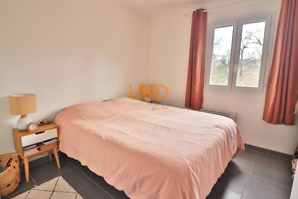 Photo 9 : Saint Maximin: maison T5 de 2016: 125m2, garage, terrain 2500m2