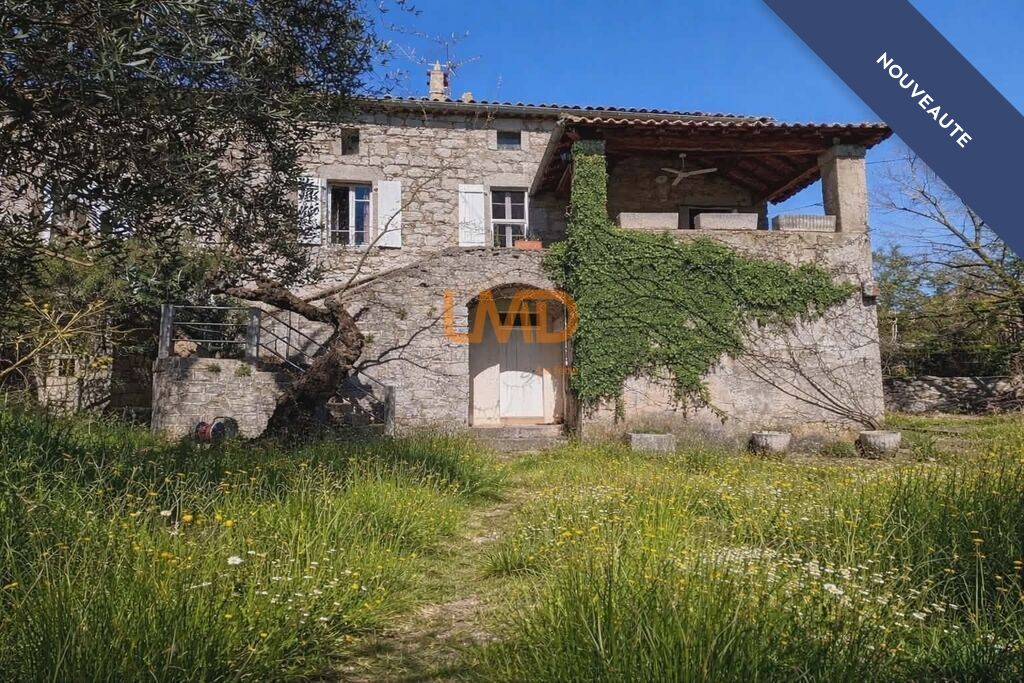 Photo 3 : Maison en pierre 8 pièces 170m2