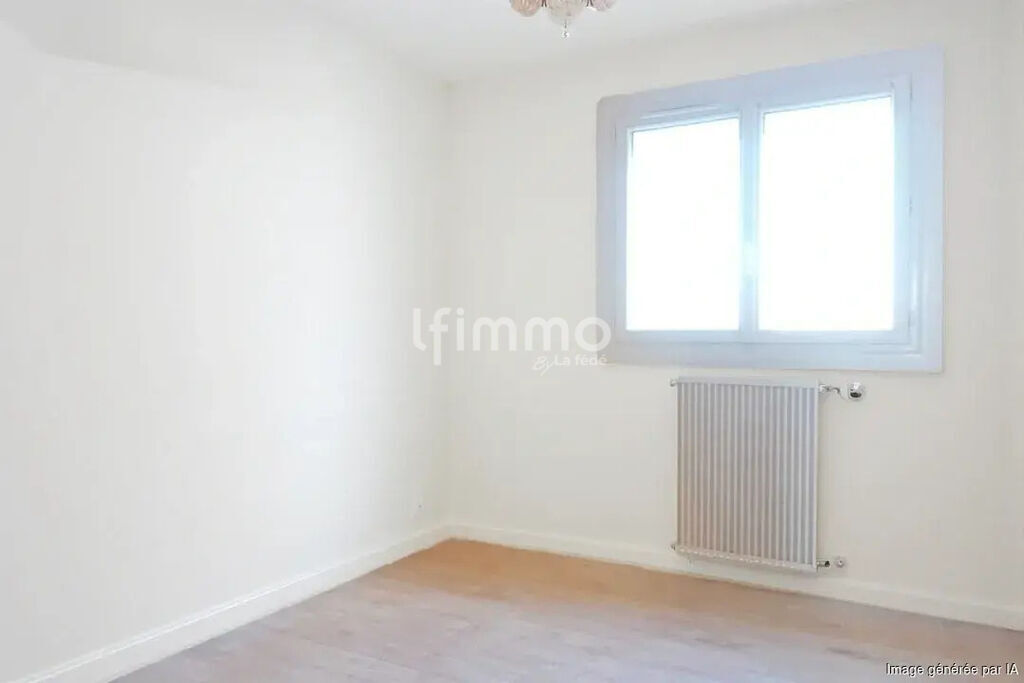 Photo 7 : Appartement lumineux 68 m² – centre Lucé – parking + cave