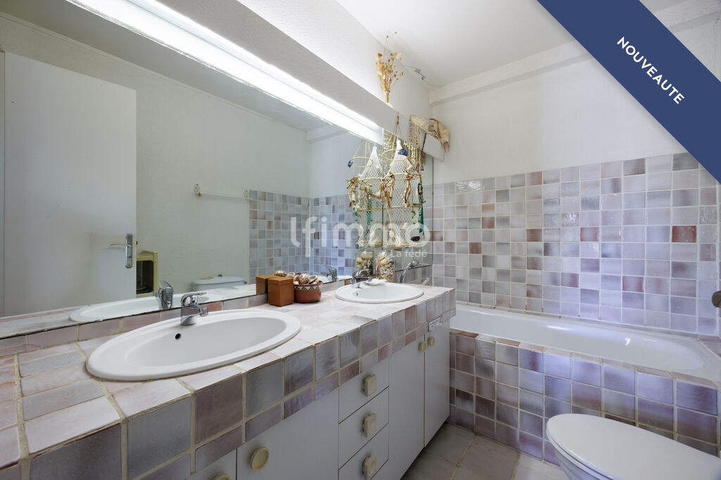 Photo 19 : Marseille 13009 Le Cabot Villa d'Architecte / jardin / piscine