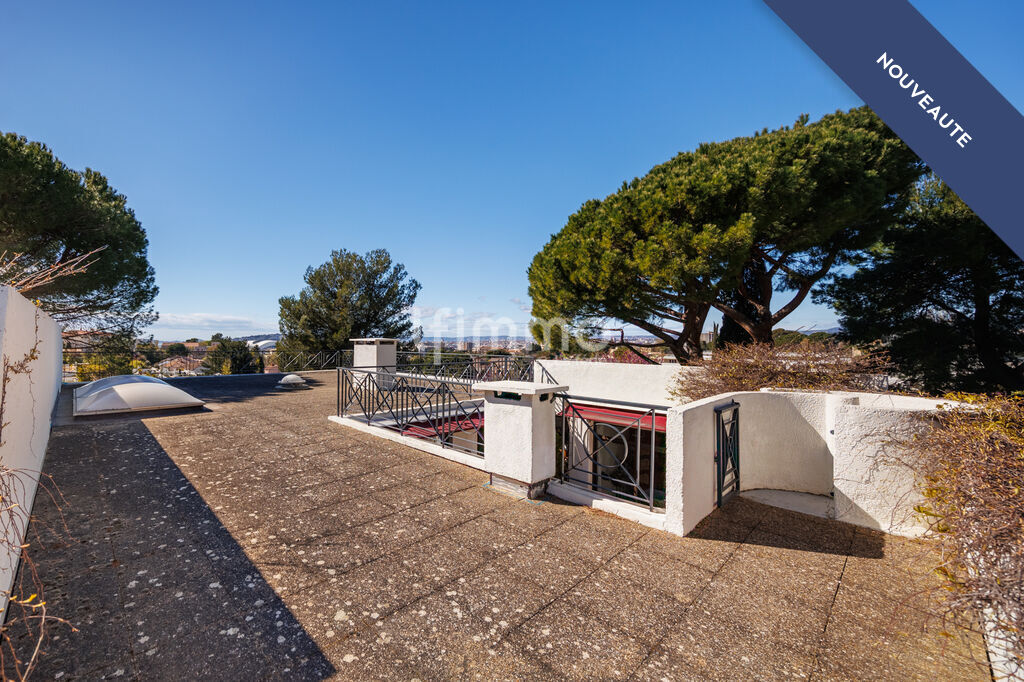 Photo 22 : Marseille 13009 Le Cabot Villa d'Architecte / jardin / piscine
