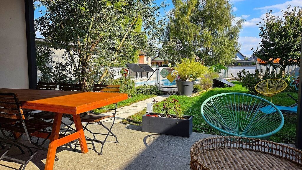 Photo 1 : L’Oasis cachée : Villa de standing (225 m²) avec piscine et inti