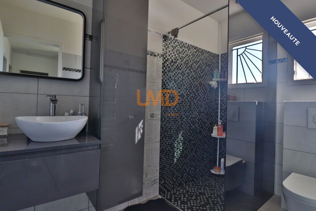 Photo 10 : Maison de type 4 avec piscine à Rognac