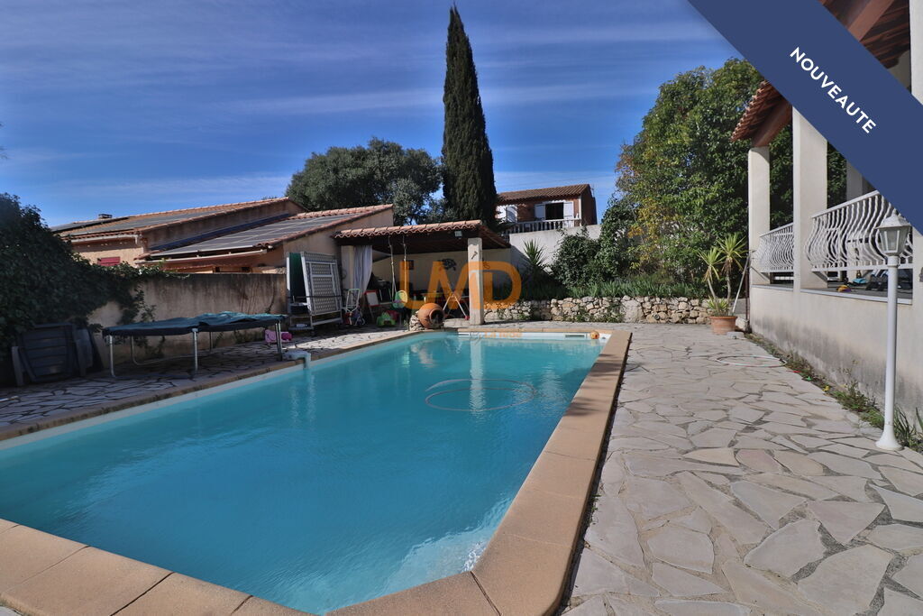 Photo 2 : Maison de type 4 avec piscine à Rognac