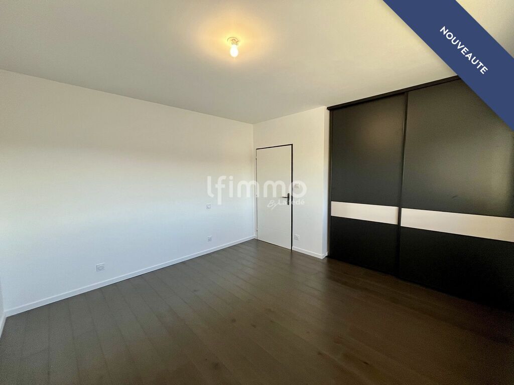 Photo 6 : Maison neuve de plain-pied avec piscine et vue Pyrénées