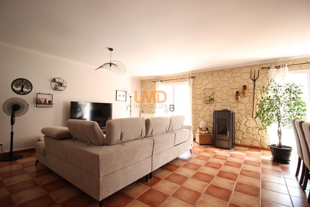 Photo 5 : Maison de type 5/6 avec piscine