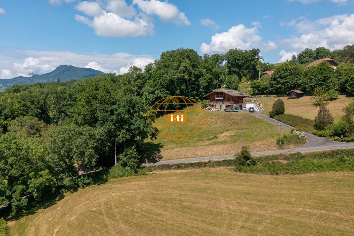 Photo 17 : ELEGANT CHALET MADRIER : 9 PIECES / 4 CHAMBRES 170 M² HABITABLES (273 M² AU SOL) - GRAND TERRAIN ARBORE : 4 180 M² AVEC PISCINE - CONTAMINE SUR ARVE (HAUTE SAVOIE)