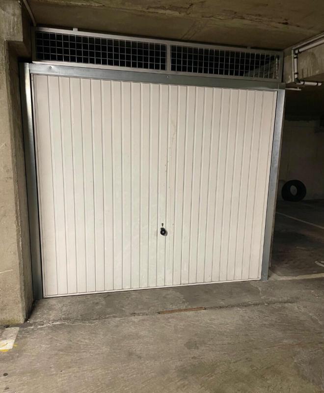 Photo 1 : Paris X - Louis-Blanc / Aqueduc - Box