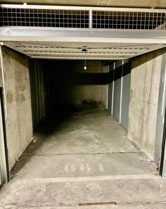 Photo 2 : Paris X - Louis-Blanc / Aqueduc - Box