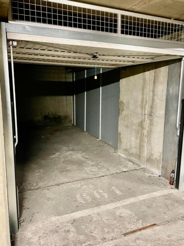 Photo 3 : Paris X - Louis-Blanc / Aqueduc - Box